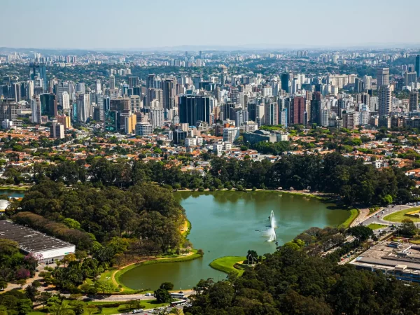 Tour Completo em São Paulo – Guia trilíngue – (Grupo Compartilhado)