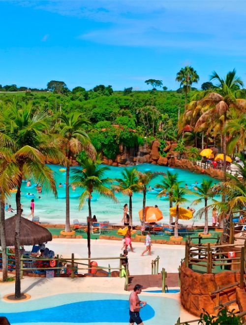 Excursão ao Parque Aquático Thermas dos Laranjais